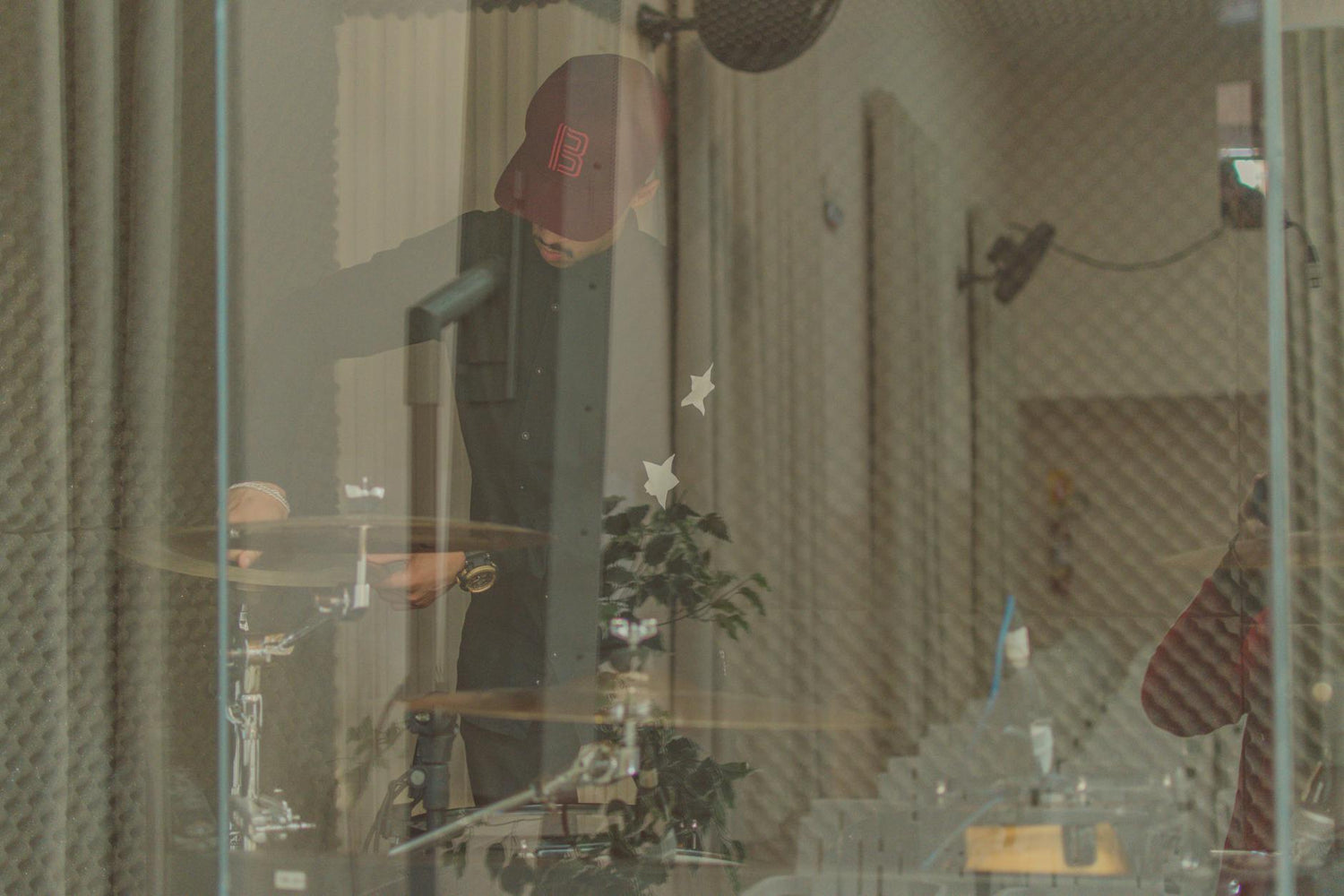 Professional drum kit in recording studio for Superior Drummer 3 | Photo by Everson Mayer on Pexels