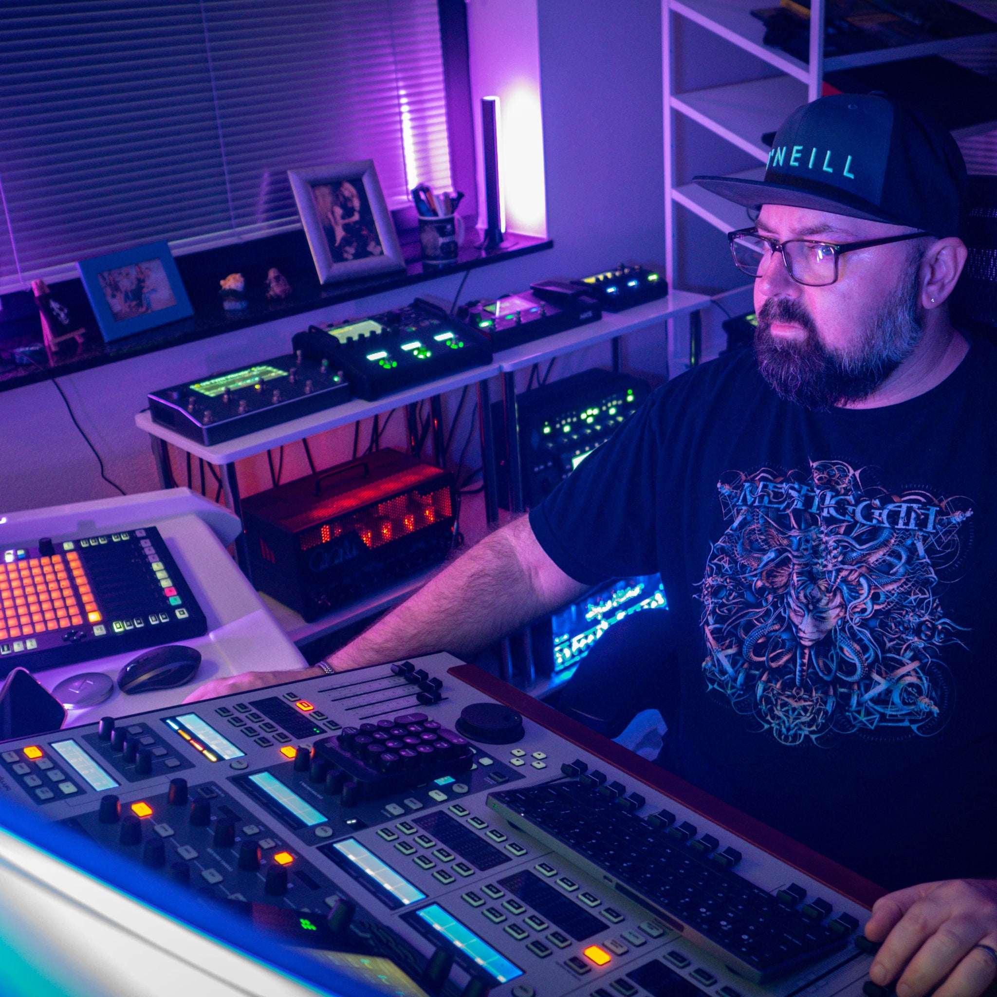 Mastering in a Home Studio: Essential Approach, Tools, and Strategies