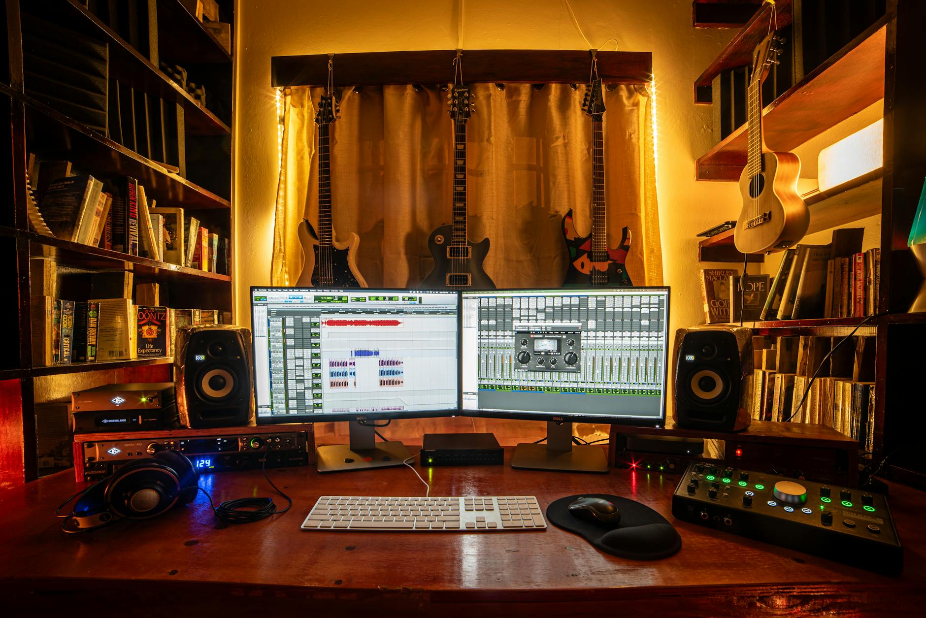 Audio interface and guitar recording setup for reamping | Photo by Dominik Gryzbon on Pexels